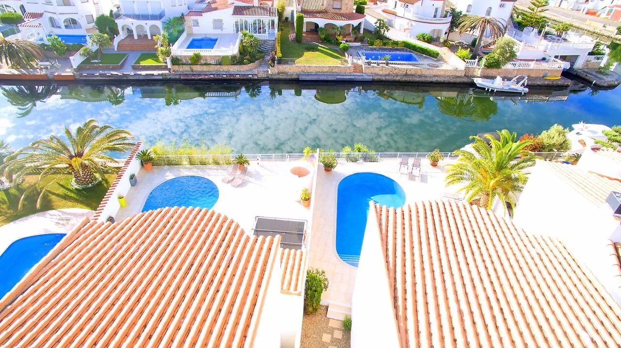 Holiday home Leon Inmo Luxusvilla Esmeralda - 10029